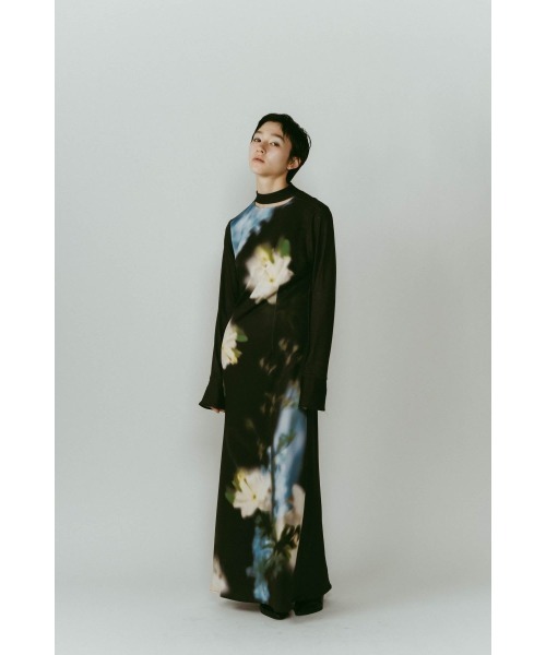 Knuth Marf(クヌースマーフ)の「blurry flower one piece(ワンピース・レディース・ブラウン/ブラック・X-SMALL/SMALL/MEDIUM)」の4枚目の写真