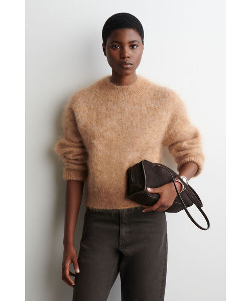 モヘアウールクルーネックセーター（ニット/セーター）｜COS（コス）の