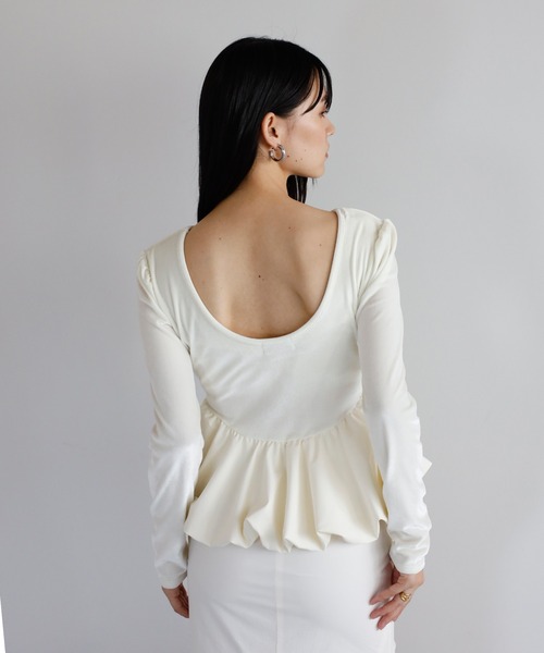 ENC（エンク）の「balloon velor docking back open padded pullover / カップ付きバルーンドッキングベロアバックオープンプルオーバー（Tシャツ/カットソー・レディース・アイボリー/ブラック・FREE）」の10枚目の写真