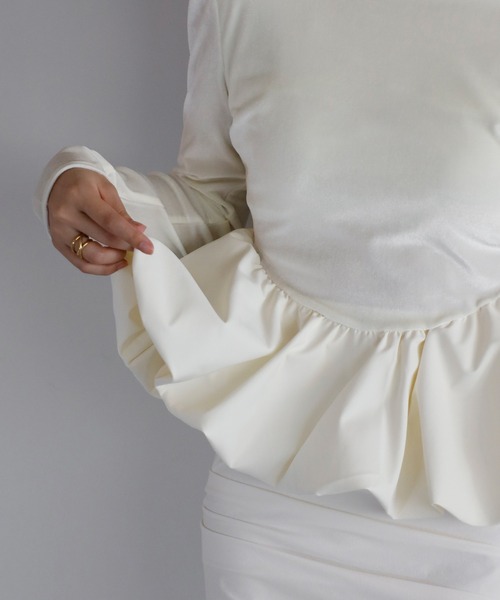 ENC（エンク）の「balloon velor docking back open padded pullover / カップ付きバルーンドッキングベロアバックオープンプルオーバー（Tシャツ/カットソー・レディース・アイボリー/ブラック・FREE）」の12枚目の写真