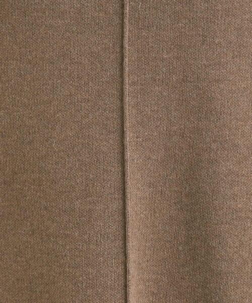 SHOO・LA・RUE（シューラルー）の「【洗濯機可/毛玉レス】上品に体型カバー チュニックニットワンピース（チュニック・レディース・ブラック/ブルー系その他/チャコールグレー/ブラウン系・01/04/03/02）」の16枚目の写真