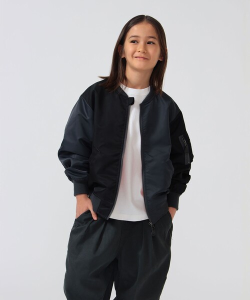 こども ビームス（コドモビームス）の「BEAMS × こども ビームス / クレイジー MA-1 ジャケット 2026（110～160cm）（MA-1・キッズ・ブラック/オリーブ・M(130-140)/S(110-120)）」の4枚目の写真