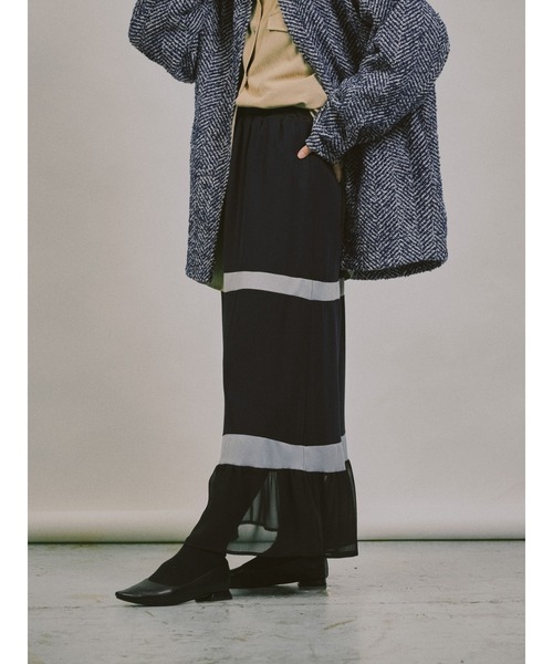 DOLLUPOOPS(ドールアップウップス)の「配色リブ切替シフォンスカート(スカート・レディース・ダークネイビー/ブラック・38)」の2枚目の写真