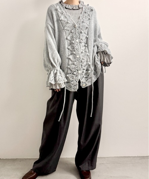 Libra Cue(リブラ キュー)の「フリルレースニットカーディガン(カーディガン/ボレロ・レディース・アイボリー/グレー/ブラック・FREE)」の12枚目の写真