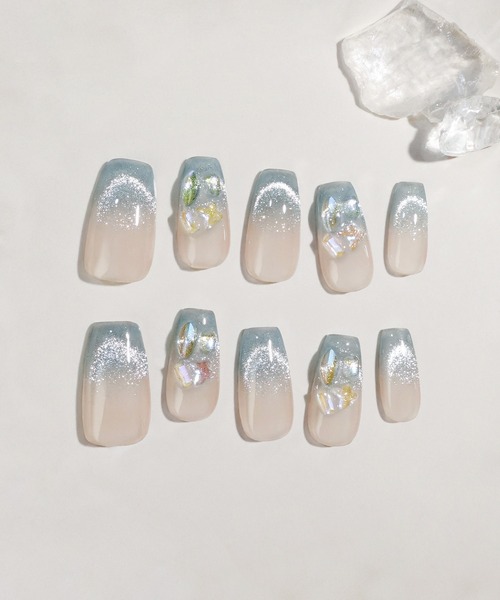 Anail(エーネイル)の3D水光ネイルピンクグラデーションシルバードミラーラインオーバルネイルチップE 秋ネイル(ネイルシール/ネイルチップ)