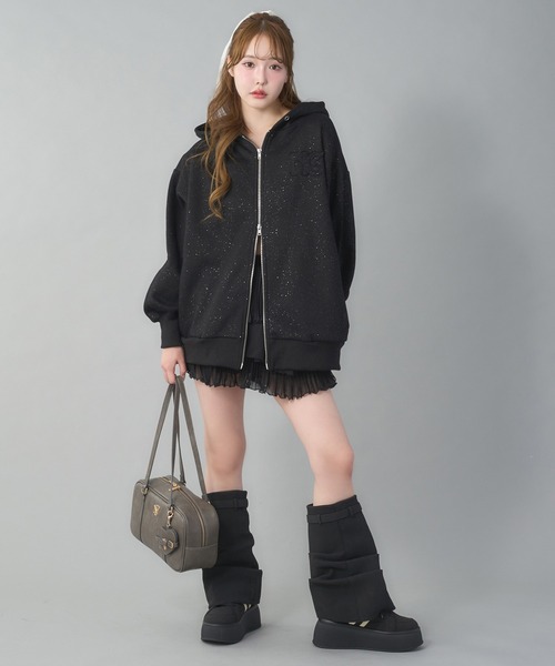 one after another NICE CLAUP(ワンアフターアナザーナイスクラップ)の「オーバーサイズラメパーカー(パーカー・レディース・オフホワイト/グレー/ブラック/ライトピンク・FREE)」の5枚目の写真