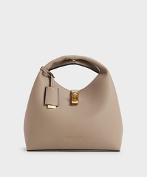 CHARLES & KEITH（チャールズ & キース）の「Chance チャンス メタリックアクセントバケットバッグ（ショルダーバッグ）」