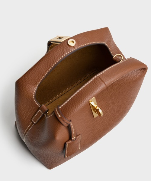 Chance チャンス メタリックアクセントバケットバッグ（ショルダー