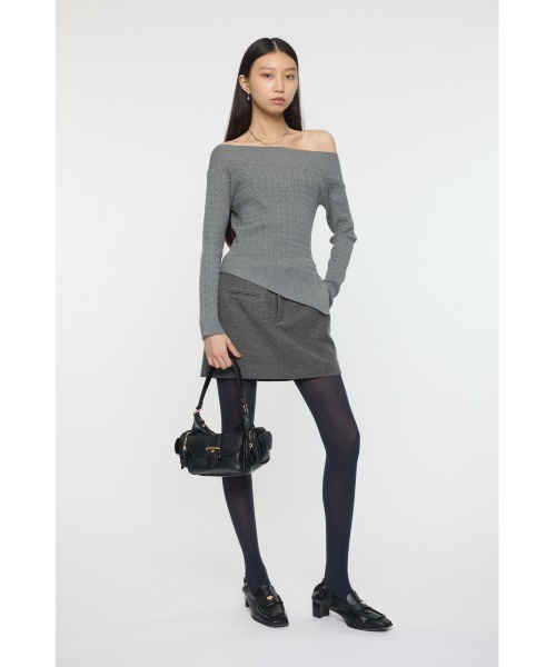 MOUSSY ASYMMETRY SHOULDER CABLE ニット セール】ASYMMETRY SHOULDER CABLE ニット（ニット/セーター）｜MOUSSY