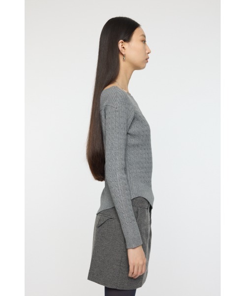 MOUSSY ASYMMETRY SHOULDER CABLE ニット セール】ASYMMETRY SHOULDER CABLE ニット（ニット/セーター）｜MOUSSY