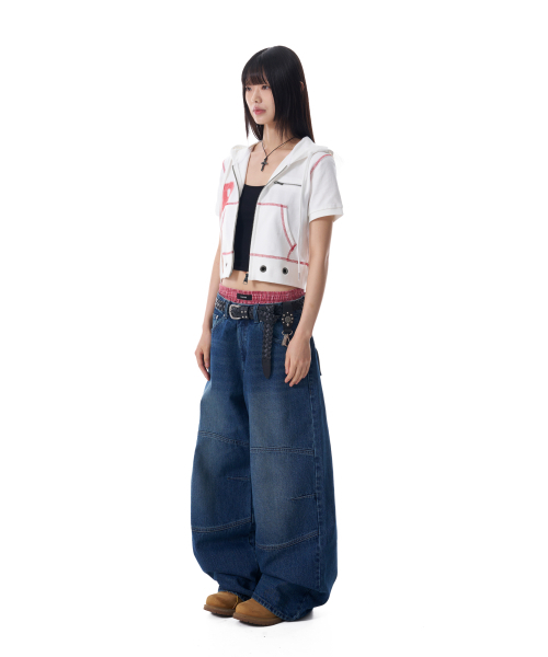 AAKAM（アーカム）の「Knee Incision Washed Denim Pants (Blue)（デニムパンツ・レディース・その他・1/2）」の4枚目の写真
