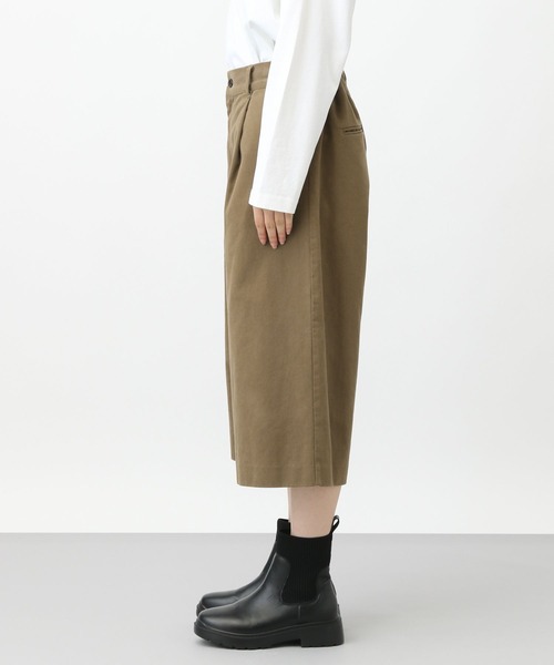 studio CLIP（スタディオクリップ）の「《natural by clip》モールスキンクロップドパンツ（その他パンツ・レディース・チャコールグレー/ライトブラウン・FREE）」の22枚目の写真