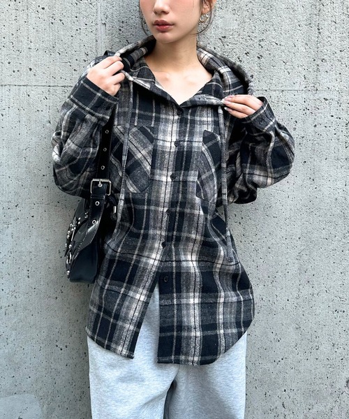 3.3 Field Trip （3.3フィールドトリップ）の「3.3 Field Trip／フーディ―付チェックシャツ2（シャツ/ブラウス・レディース・ブラック/ブルー/ブラウン・FREE）」の2枚目の写真