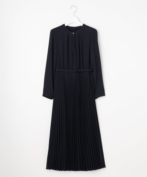 ANY SIS(エニィスィス)の「ノーブルプリーツ ワンピース(ワンピース・レディース・ベージュ系/ネイビー系・X-SMALL)」の16枚目の写真
