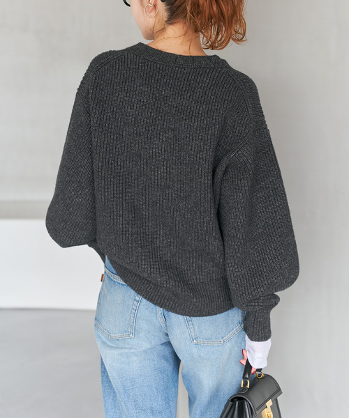 Spick & Span（スピックアンドスパン）の「《WEB限定》パール畦ニットカーディガン（カーディガン/ボレロ・レディース・ホワイト/チャコールグレー・FREE）」の8枚目の写真