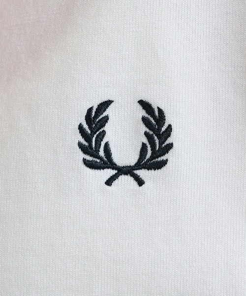 FRED PERRY（フレッドペリー）の「【FRED PERRY】BOLD TIPPED POLO SHIRT G2182/ボールド ティップド ポロ シャツ（ポロシャツ・レディース・ネイビー/オフホワイト/ブラック・FREE）」の11枚目の写真