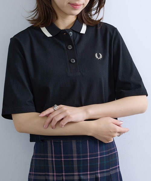 FRED PERRY（フレッドペリー）の「【FRED PERRY】BOLD TIPPED POLO SHIRT G2182/ボールド ティップド ポロ シャツ（ポロシャツ・レディース・ネイビー/オフホワイト/ブラック・FREE）」の6枚目の写真