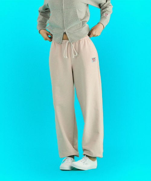 ERER(エルエル)の「Washed Jogger Pants Light Pink(スウェットパンツ・レディース・ライトピンク・1/2)」の3枚目の写真