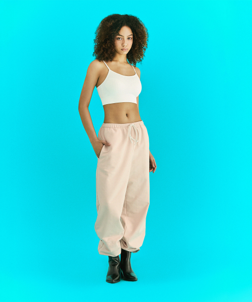 ERER(エルエル)の「Washed Jogger Pants Light Pink(スウェットパンツ・レディース・ライトピンク・1/2)」の4枚目の写真