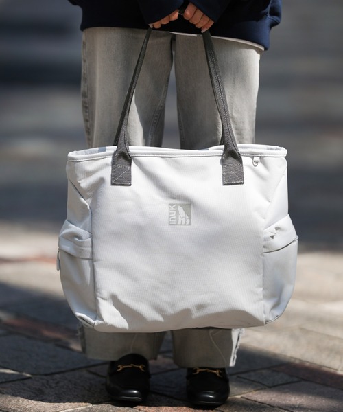 INUK（イヌーク）の「【INUK】INTONE（トートバッグ・レディース・グレー系その他/ブラック/カーキ・ONE SIZE）」の18枚目の写真