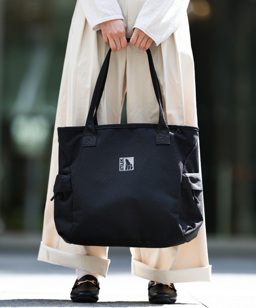 INUK（イヌーク）の「【INUK】INTONE（トートバッグ・レディース・グレー系その他/ブラック/カーキ・ONE SIZE）」の10枚目の写真