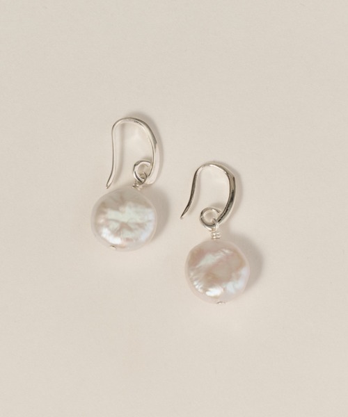 novice（ノーヴィス）の「【novice】 Baroque Pearl Hook Pierce［Silver925］（ピアス（両耳用）・レディース・シルバー・FREE）」の3枚目の写真