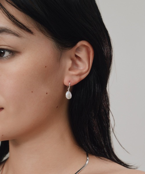 novice（ノーヴィス）の「【novice】 Baroque Pearl Hook Pierce［Silver925］（ピアス（両耳用）・レディース・シルバー・FREE）」の4枚目の写真