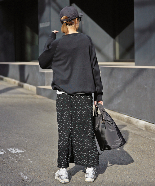 SLOBE IENA（スローブイエナ）の「flower pleats アイラインスカート（スカート・レディース・ブラック/レッド・FREE）」の6枚目の写真