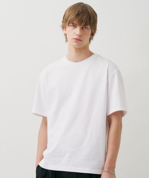 FIELDERS(フィールダーズ)の「BASIC BACK INCISION SHORT-SLEEVED T-SHIRT WHITE(Tシャツ/カットソー・メンズ・その他・MEDIUM/LARGE)」の1枚目の写真