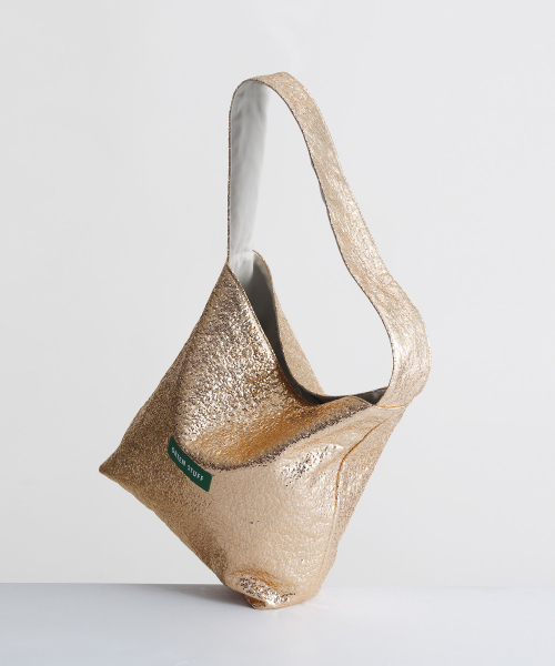 GREEN STUFF（グリーンスタッフ）の「seem full bag 62 - glitter texture rose gold（ショルダーバッグ・レディース・その他・FREE）」の3枚目の写真