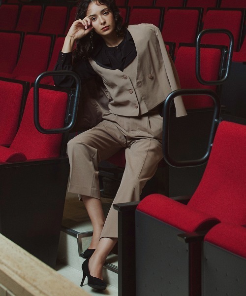 Callarus(カラルス)の「<単品>パウダークロスフロントフリルデザインブラウス〔Callarus〕(シャツ/ブラウス・レディース・ブラック/オフホワイト・S/M/L/LL/3L)」の13枚目の写真