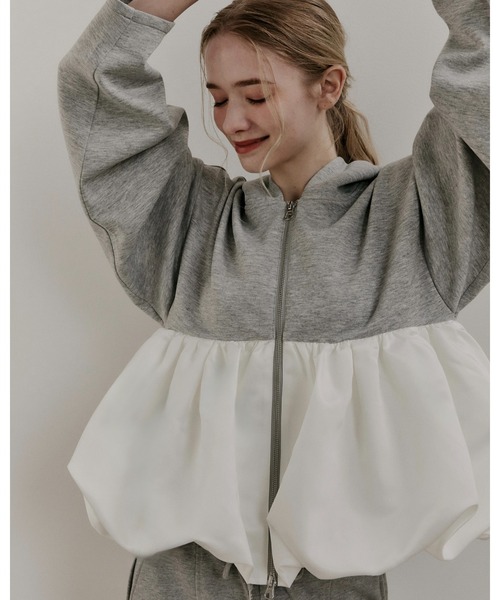 moi tytto(モイテュット)の「バルーンスウェットパーカー(パーカー・レディース・ナチュラル/グレー/ブラック・FREE)」の18枚目の写真