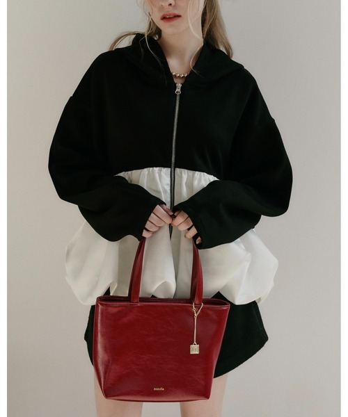 moi tytto(モイテュット)の「バルーンスウェットパーカー(パーカー・レディース・ナチュラル/グレー/ブラック・FREE)」の16枚目の写真