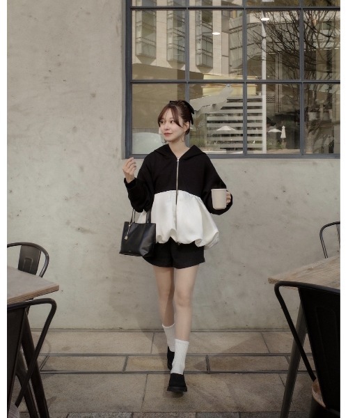 moi tytto(モイテュット)の「バルーンスウェットパーカー(パーカー・レディース・ナチュラル/グレー/ブラック・FREE)」の6枚目の写真