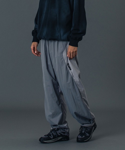 XLARGE(エクストララージ)の「NYLON TRACK PANTS(その他パンツ・メンズ・ブラック/オリーブ/グレー・S/XL/L/M)」の3枚目の写真