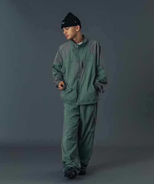 XLARGE(エクストララージ)の「NYLON TRACK PANTS(その他パンツ・メンズ・ブラック/オリーブ/グレー・S/XL/L/M)」の5枚目の写真