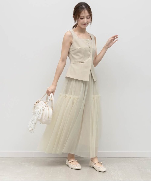 RANDA(ランダ)の「ジレ&チュールスカートセット(ワンピース・レディース・クリーム/グレー/グレイッシュベージュ・1/0)」の16枚目の写真
