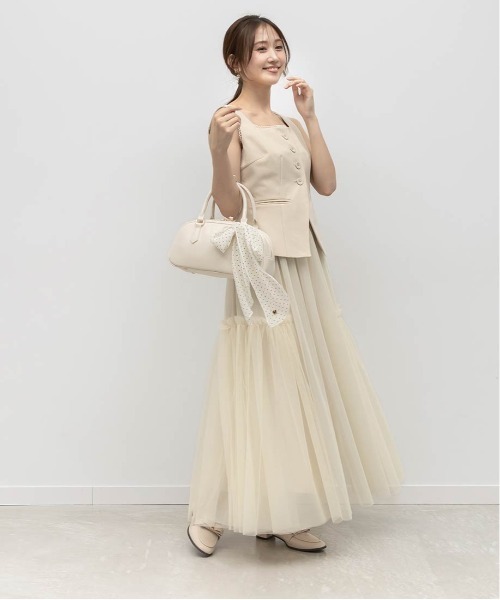 RANDA(ランダ)の「ジレ&チュールスカートセット(ワンピース・レディース・クリーム/グレー/グレイッシュベージュ・1/0)」の22枚目の写真