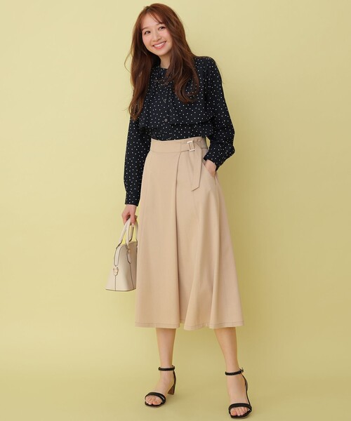 ANY SIS(エニィスィス)の「ラッフルレイヤード ブラウス(シャツ/ブラウス・レディース・スカイブルー系1/アイボリー系5/オレンジ系1/ネイビー系5・MEDIUM)」の5枚目の写真