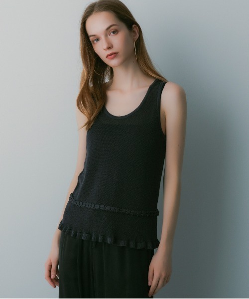 SERENO(セレーノ)の「リネンブレンド フリルトップス(Tシャツ/カットソー・レディース・ダークグレー・M/L/S)」の4枚目の写真