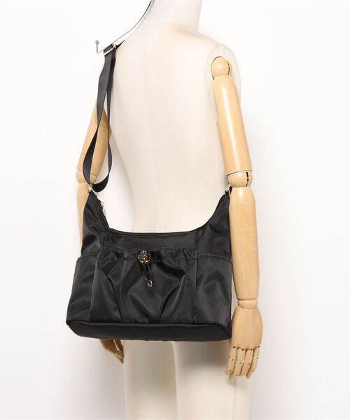 MARY QUANT（マリークワント）の「デイジードロストポケット 