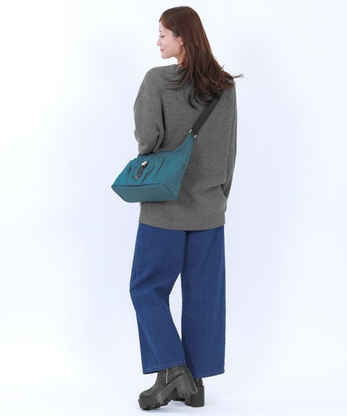 MARY QUANT（マリークワント）の「デイジードロストポケット ショルダー（ショルダーバッグ・レディース・ブラック/ピーコック・FREE）」の9枚目の写真