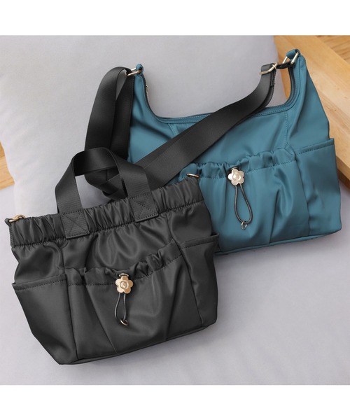 MARY QUANT（マリークワント）の「デイジードロストポケット ショルダー（ショルダーバッグ・レディース・ブラック/ピーコック・FREE）」の10枚目の写真