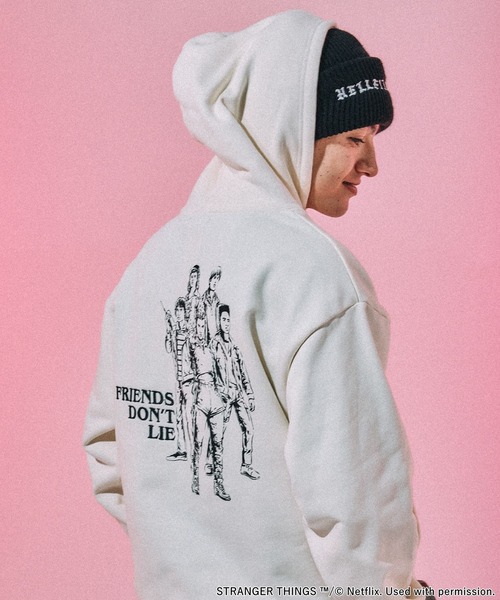 М STRANGER THINGS グラフィックパーカー STRANGER THINGS】コラボ