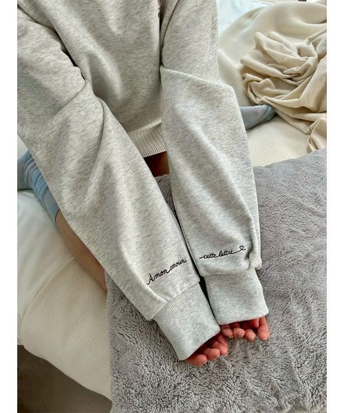 LILY BROWN（リリーブラウン）の「Lily Bearラブレターモチーフスウェット（スウェット・レディース・チャコールグレー/ターコイズブルー/ネイビー/ピンク・F）」の10枚目の写真