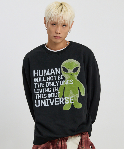 HOODHOOD(フッドフッド)の「エイリアンスローガンマンツーマンブラック(スウェット・レディース・その他・1/2)」の2枚目の写真