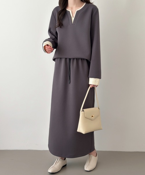 ABITOKYO(アビトーキョー)の「レイヤード風配色スキッパネックスウェットセットアップ(セットアップ・レディース・ブラック/チャコールグレー/ネイビー・M/L)」の19枚目の写真