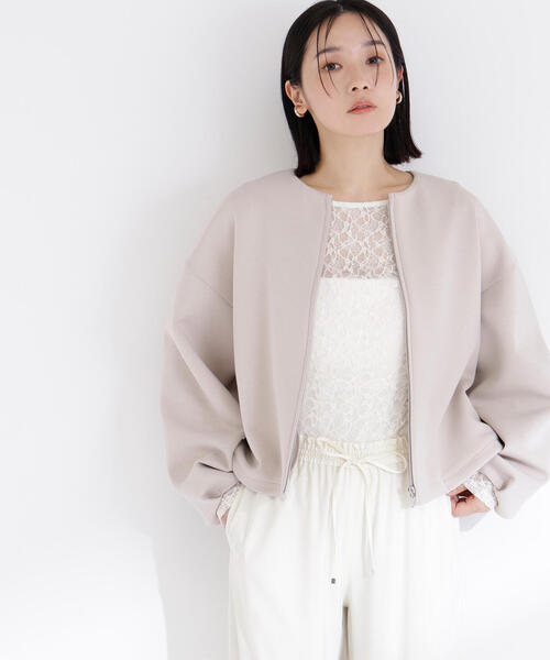 NATURAL BEAUTY BASIC(ナチュラルビューティーベーシック)の「◇ノーカラーダンボールブルゾン(ブルゾン・レディース・ブラック/オフホワイト/ベージュ・FREE)」の1枚目の写真