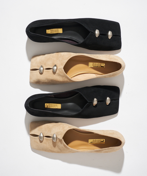 GRISE（グリーズ）の「GRISEレザーワイドスクエアスリットフラット（その他シューズ・レディース・ベージュ/ブラック・22cm/22.5cm/23cm/23.5cm/24cm/24.5cm/25cm）」の12枚目の写真