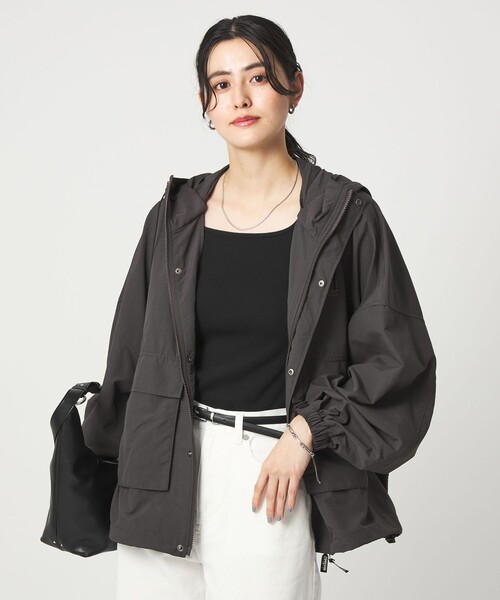 WILD THINGS（ワイルドシングス）の「【別注】＜WILD THINGS＞RURAL ジャケット（マウンテンパーカー・レディース・オフホワイト/ダークグレー・FREE）」の3枚目の写真